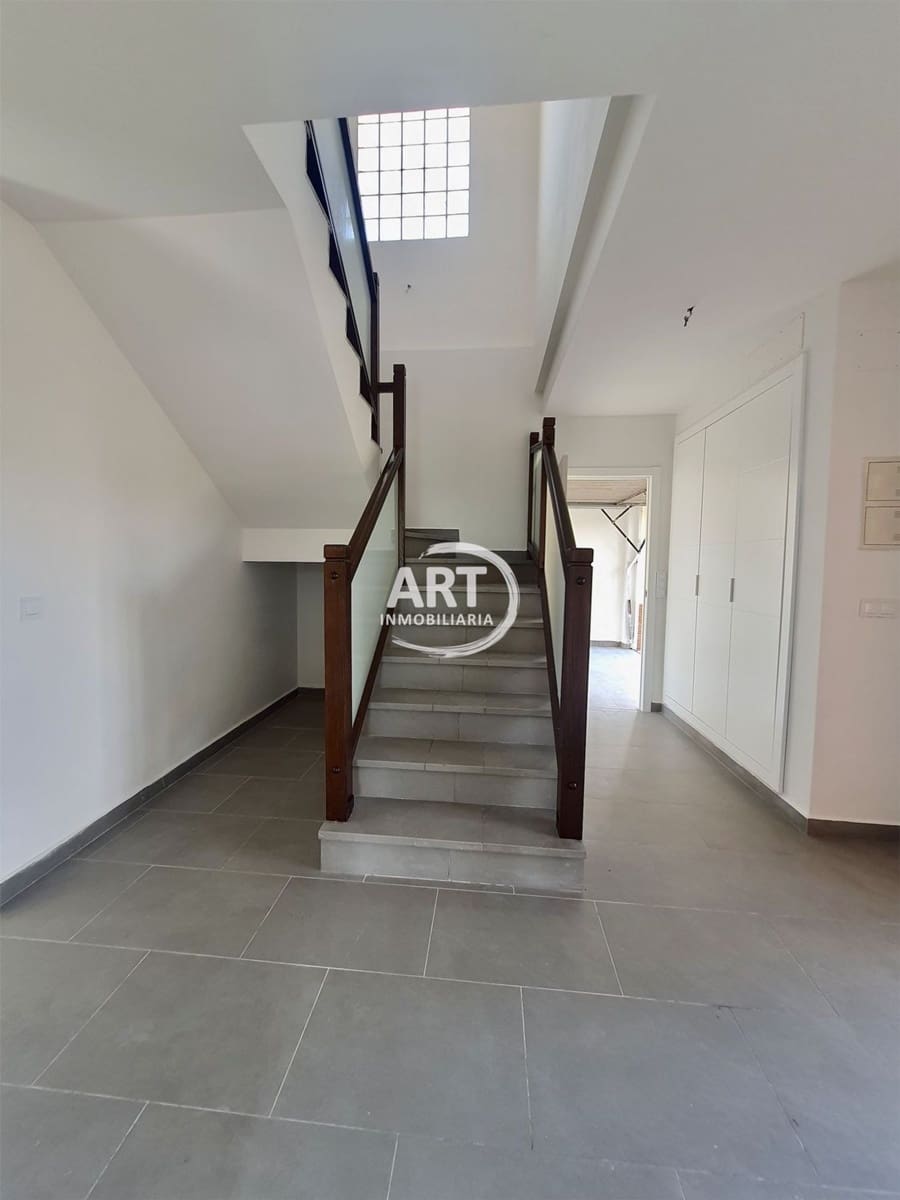 4 Zimmer Villa zu vermieten in San Antonio de Benageber mit Pool Garage - 2.800 € (Ref: 9884000)