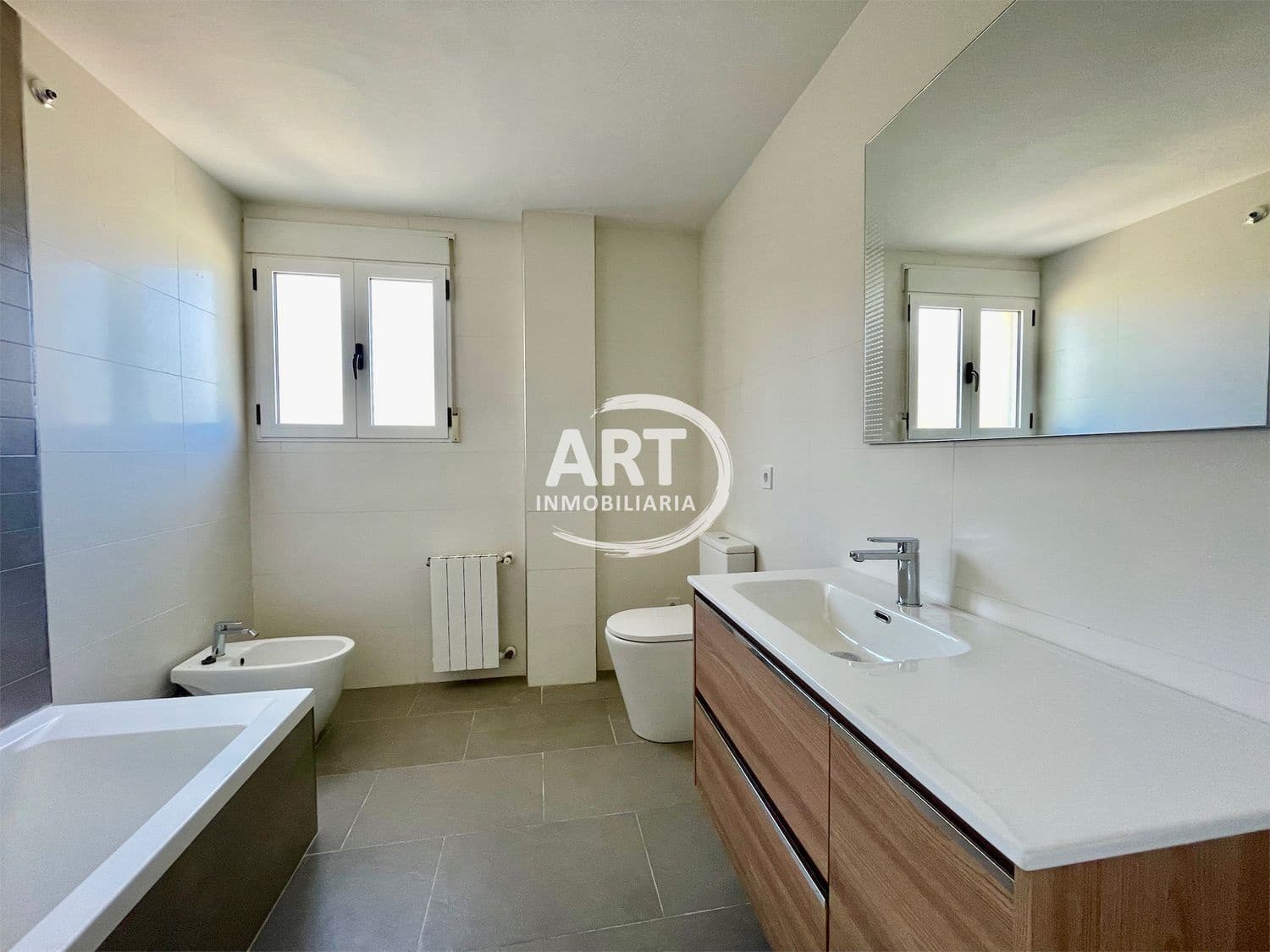 4 Zimmer Villa zu vermieten in San Antonio de Benageber mit Pool Garage - 2.800 € (Ref: 9884000)