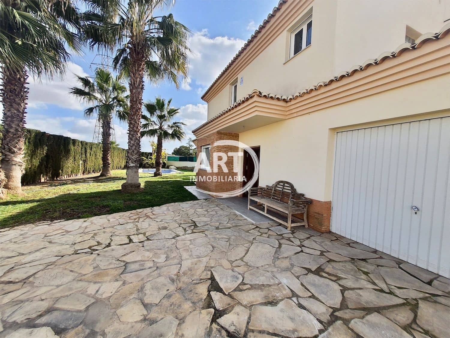 4 Zimmer Villa zu vermieten in San Antonio de Benageber mit Pool Garage - 2.800 € (Ref: 9884000)