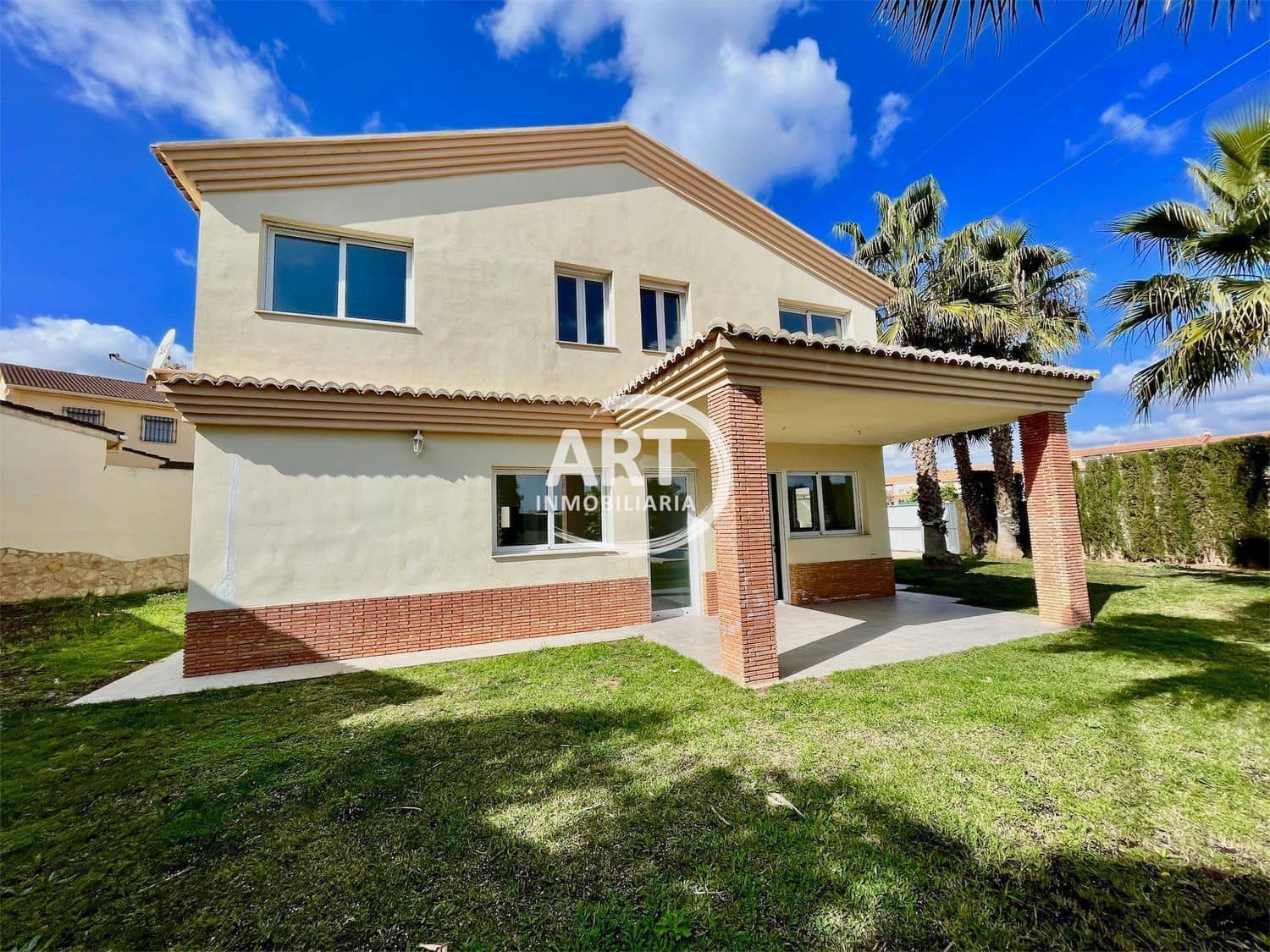 4 Zimmer Villa zu vermieten in San Antonio de Benageber mit Pool Garage - 2.800 € (Ref: 9884000)