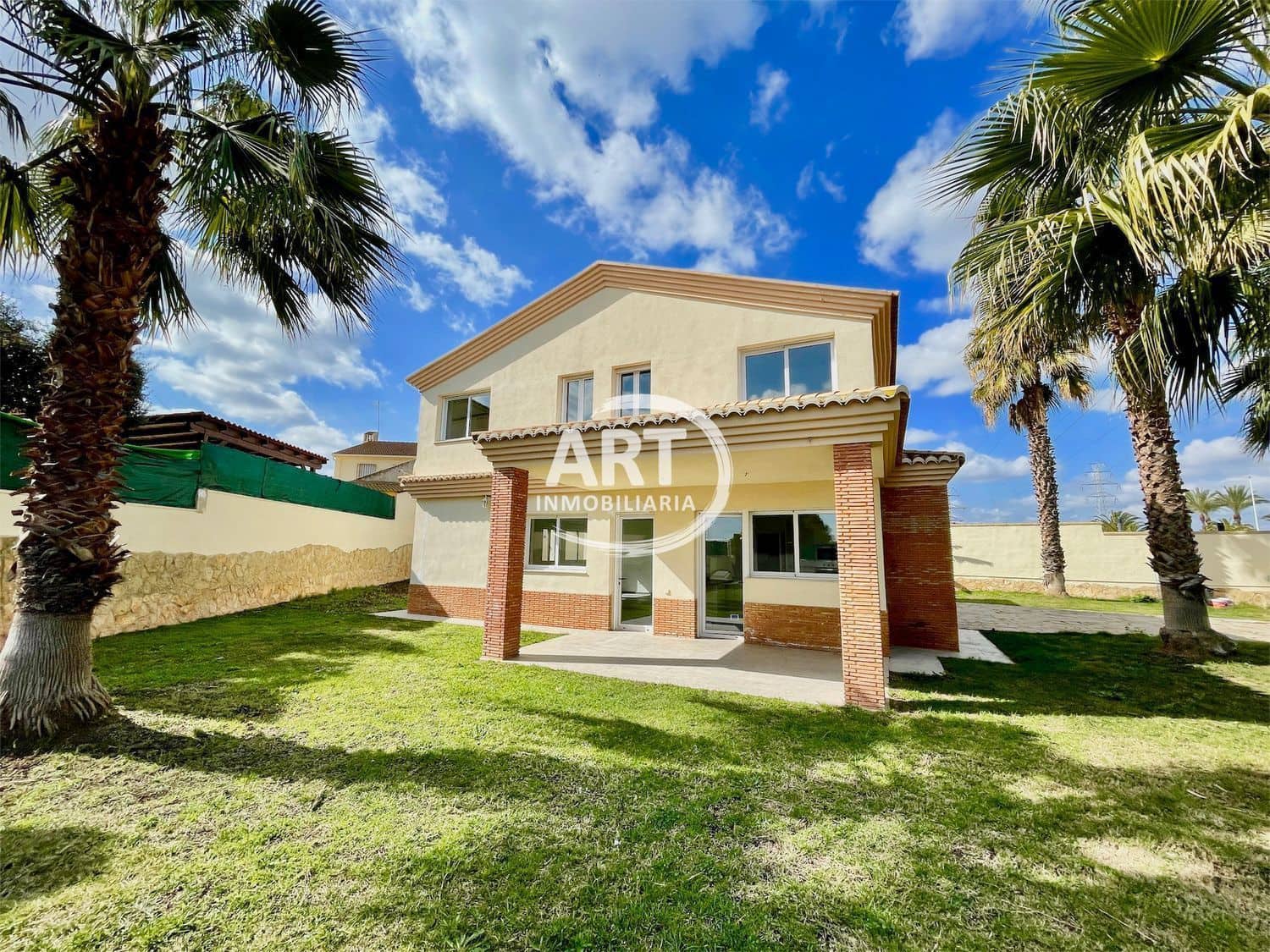 4 Zimmer Villa zu vermieten in San Antonio de Benageber mit Pool Garage - 2.800 € (Ref: 9884000)