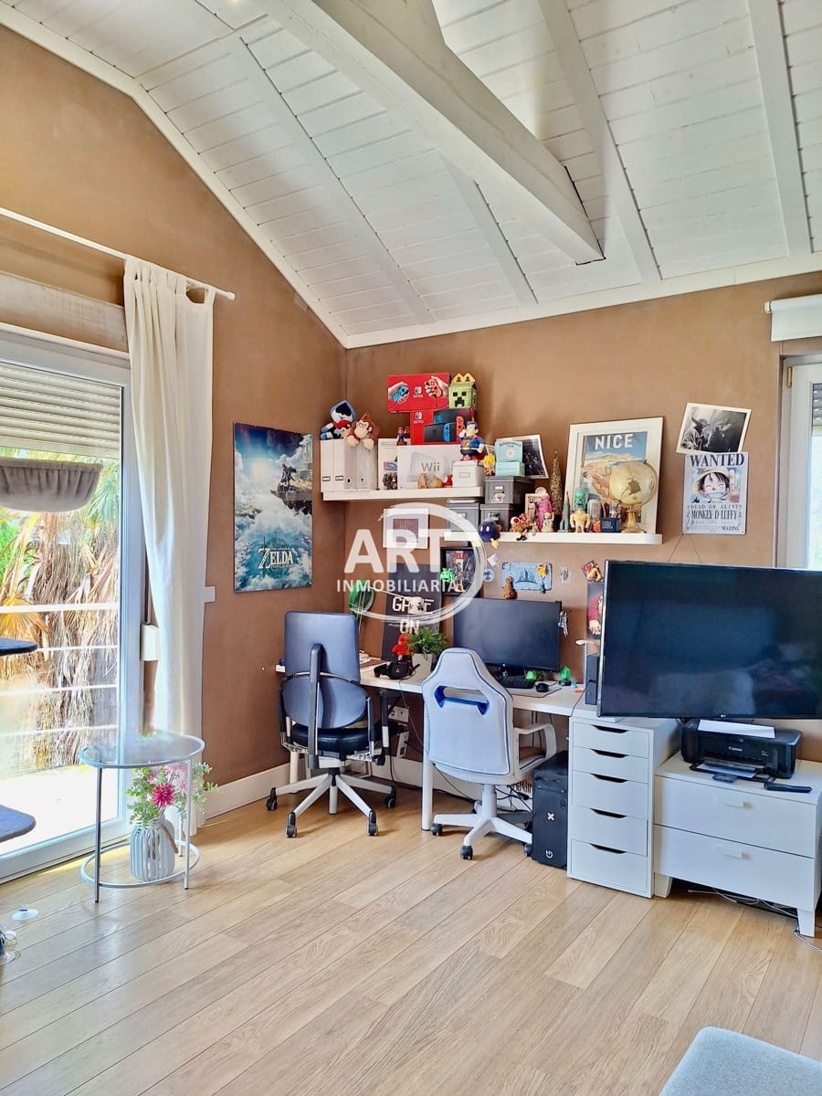 5 soverom Villa til salgs i Betera med svømmebasseng garasje - € 850 000 (Ref: 9889718)