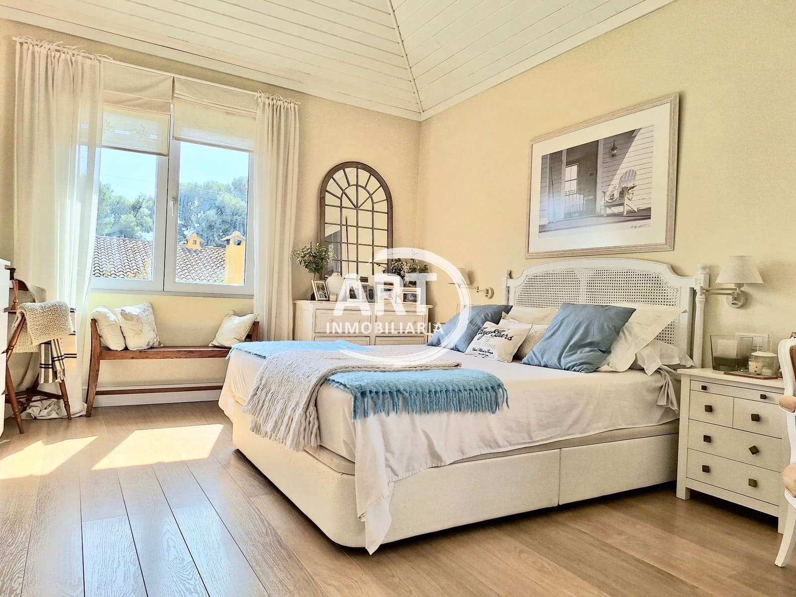 5 soverom Villa til salgs i Betera med svømmebasseng garasje - € 850 000 (Ref: 9889718)