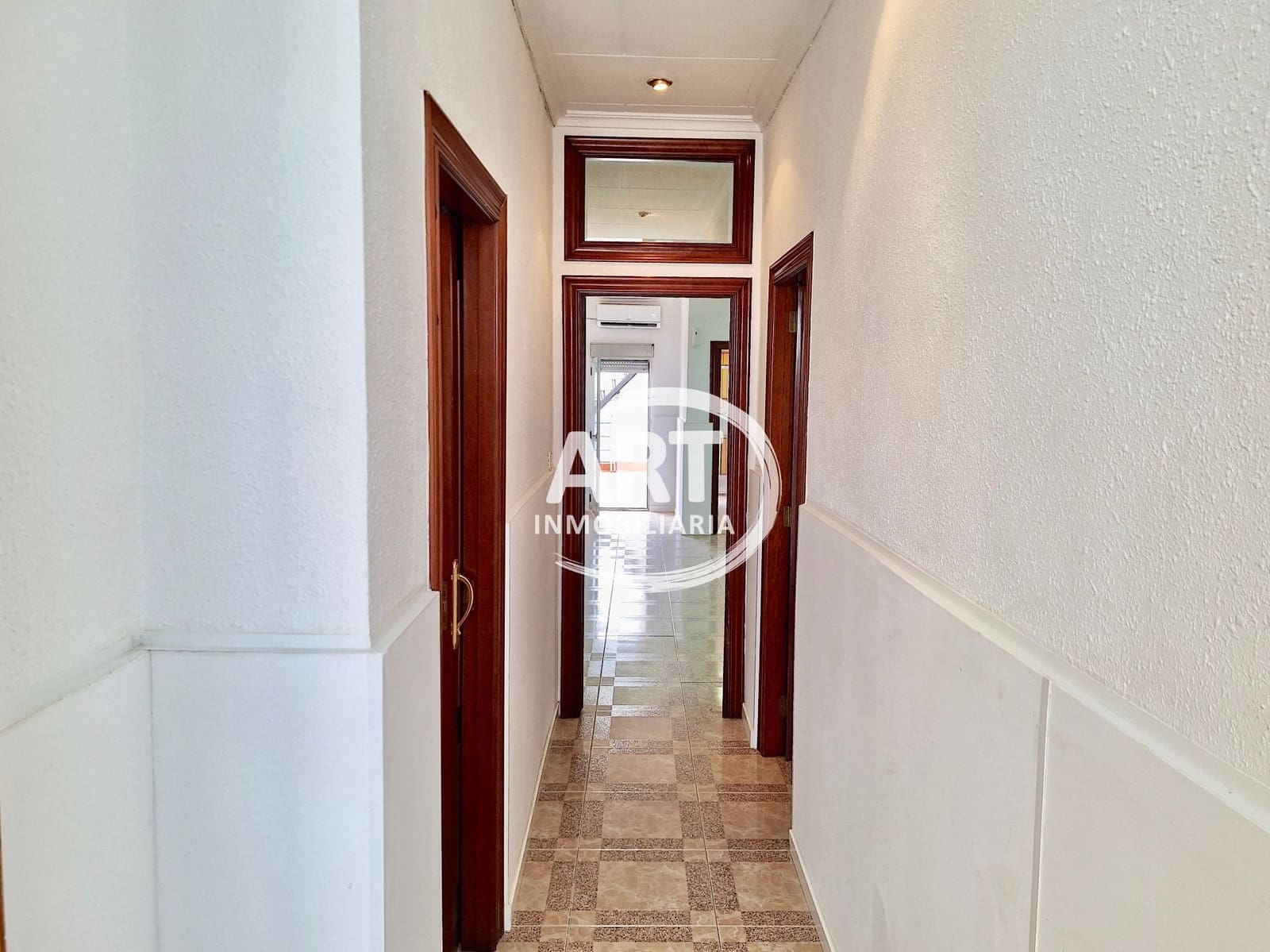 Villa/Maison de 3 chambres à louer à Valence ville - 1 650 € (Ref: 9912476)