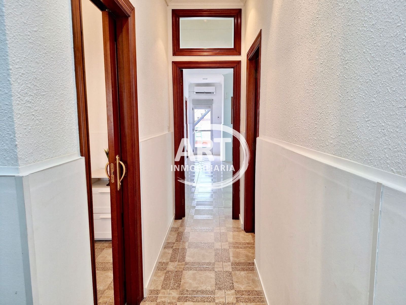 Villa/Maison de 3 chambres à louer à Valence ville - 1 650 € (Ref: 9912476)