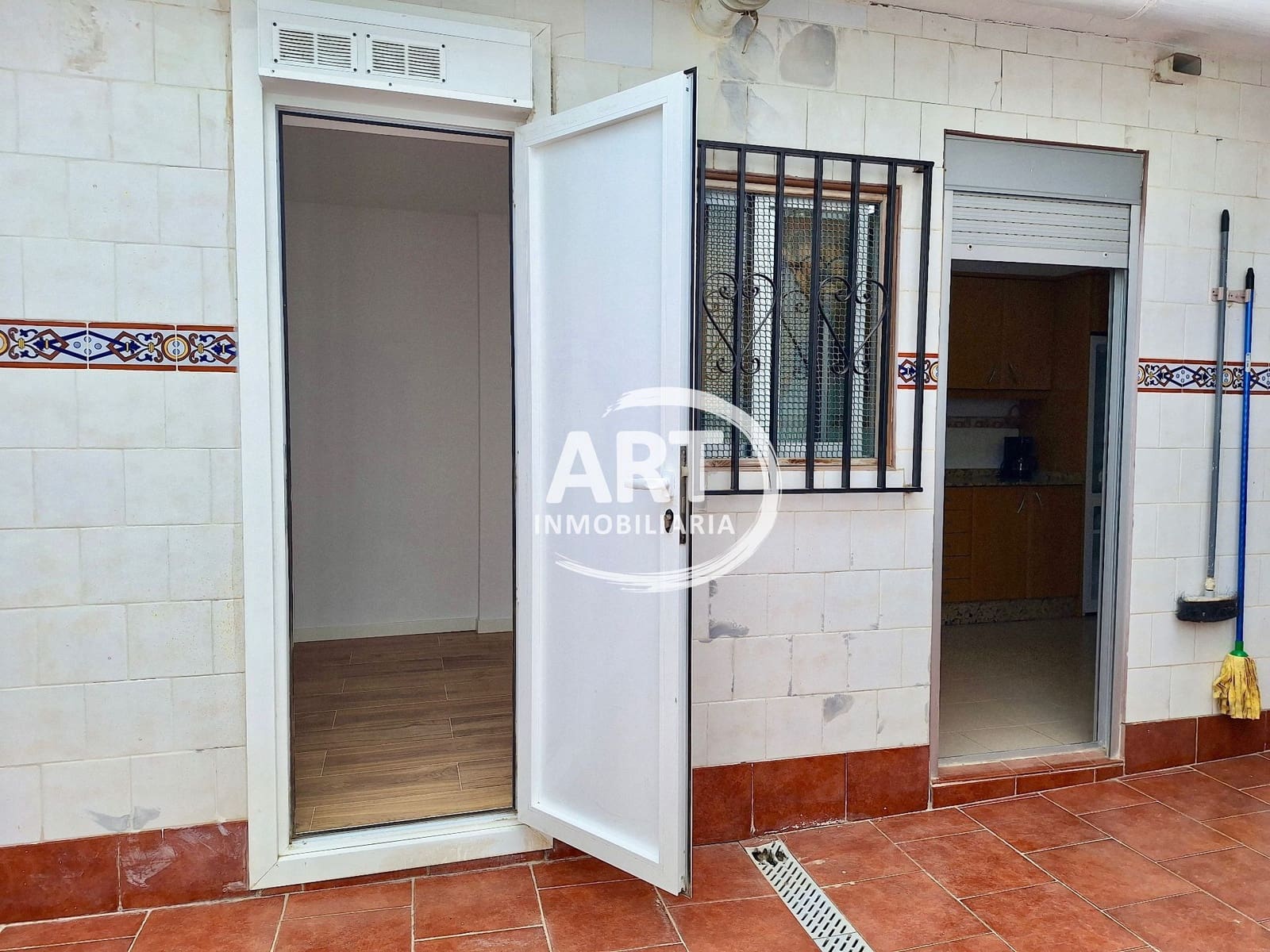 Villa/Maison de 3 chambres à louer à Valence ville - 1 650 € (Ref: 9912476)