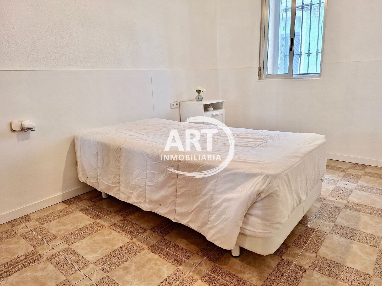 Villa/Maison de 3 chambres à louer à Valence ville - 1 650 € (Ref: 9912476)