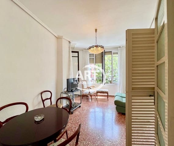 3 quarto Apartamento para arrendar em Russafa, Valência cidade - 1 700 € (Ref: 9919321)