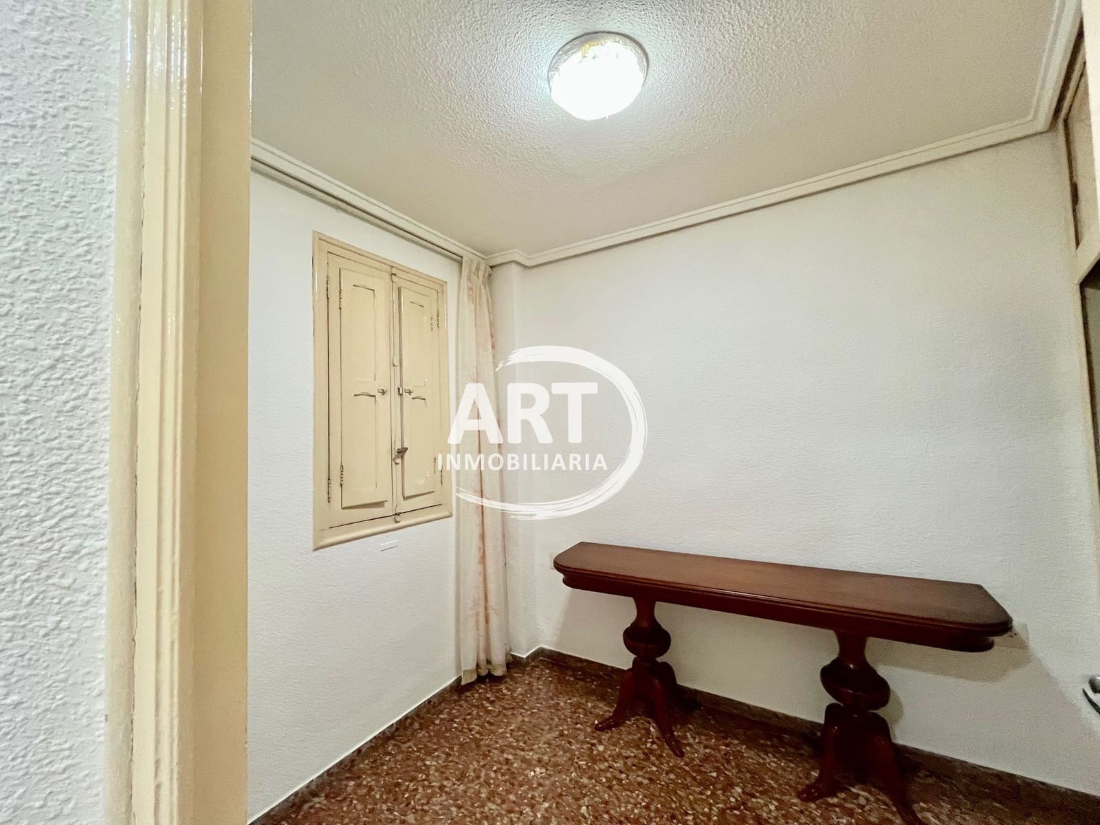 3 slaapkamer Flat te huur in Valencia stad - € 1.700 (Ref: 9919321)