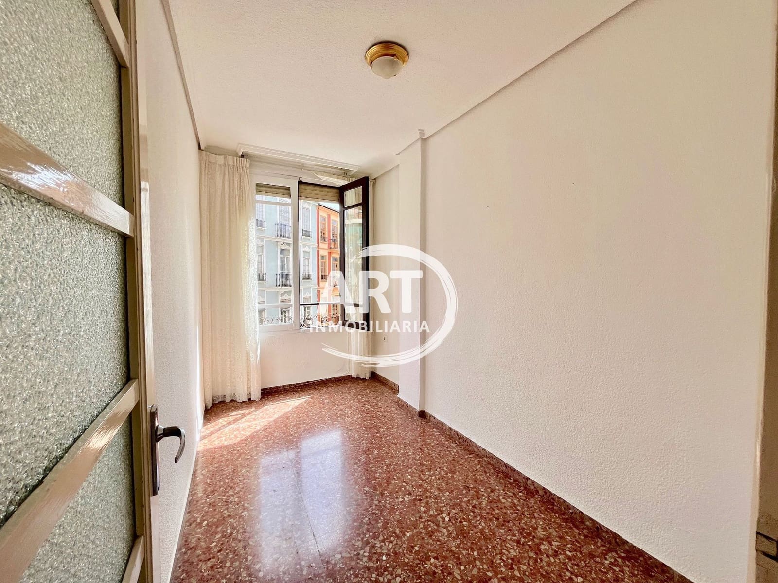 3 slaapkamer Flat te huur in Valencia stad - € 1.700 (Ref: 9919321)