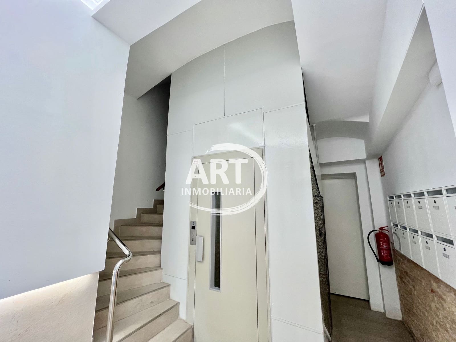 3 slaapkamer Flat te huur in Valencia stad - € 1.700 (Ref: 9919321)