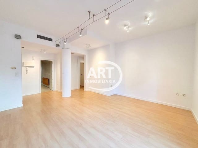 3 Zimmer Wohnung zu vermieten in L'Eliana mit Pool Garage - 1.500 € (Ref: 9921652)