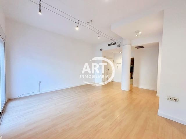 3 Zimmer Wohnung zu vermieten in L'Eliana mit Pool Garage - 1.500 € (Ref: 9921652)