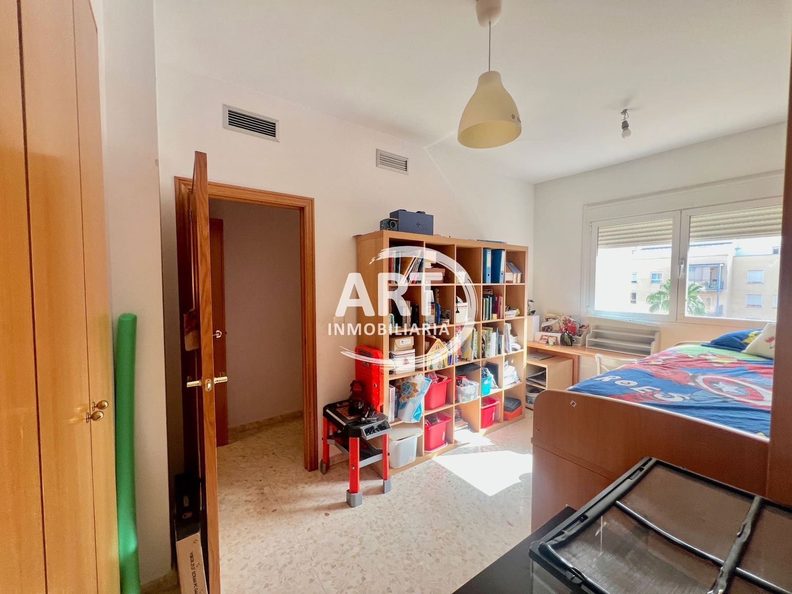 3 bedroom Flat for sale in Paterna with pool garage - € 335,000 (Ref: 9921653)