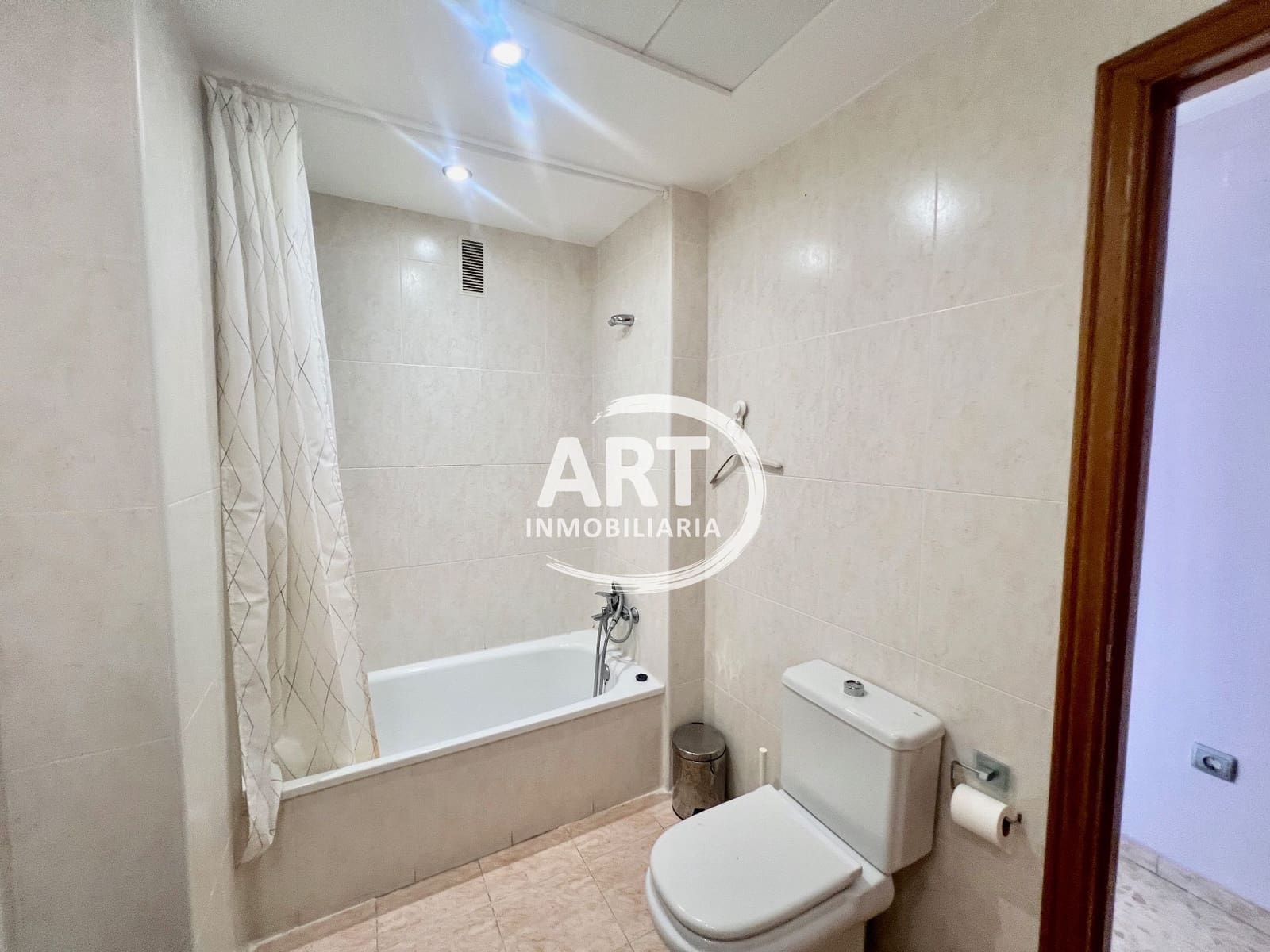 3 bedroom Flat for sale in Paterna with pool garage - € 335,000 (Ref: 9921653)