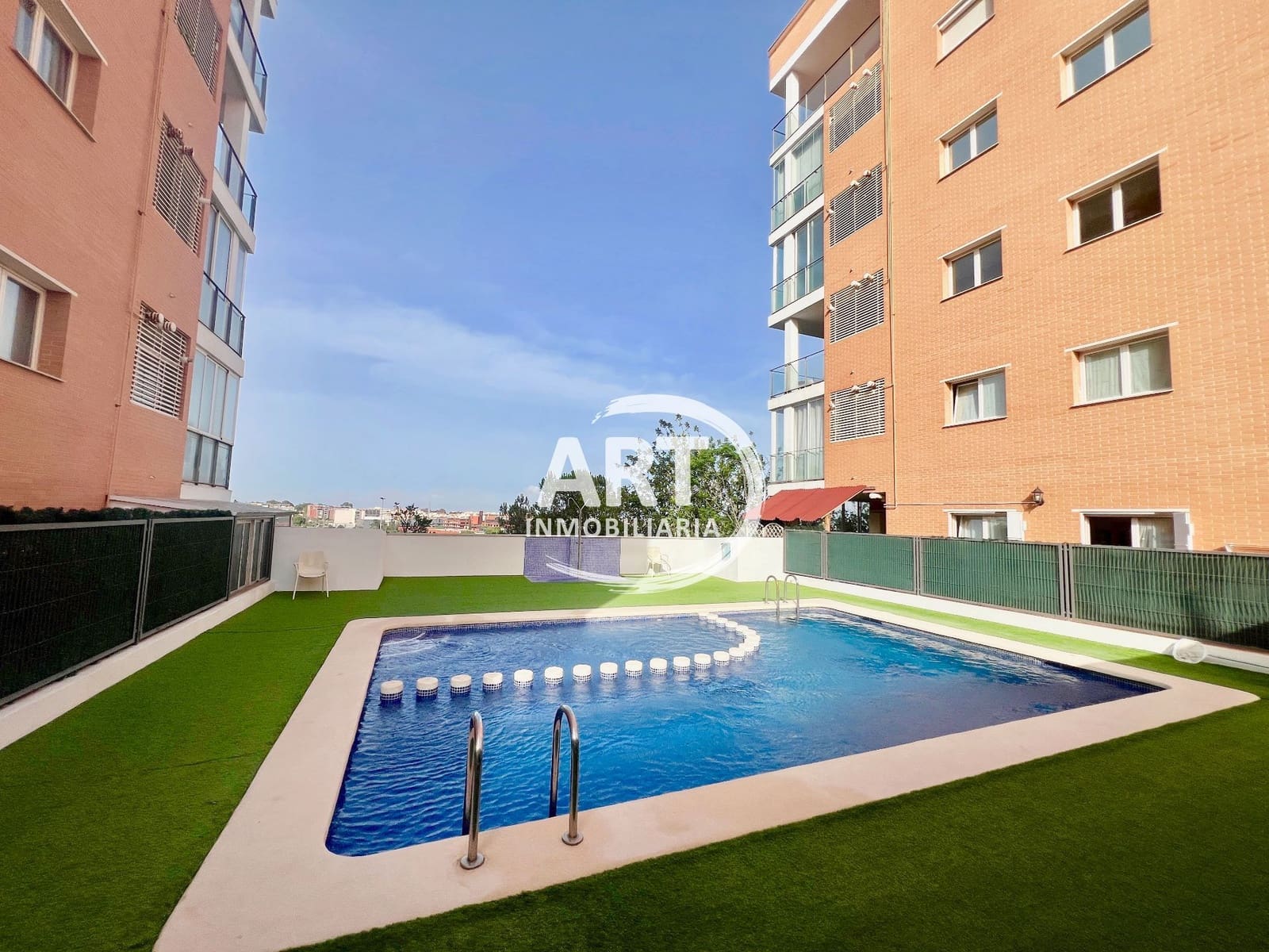 3 bedroom Flat for sale in Paterna with pool garage - € 335,000 (Ref: 9921653)