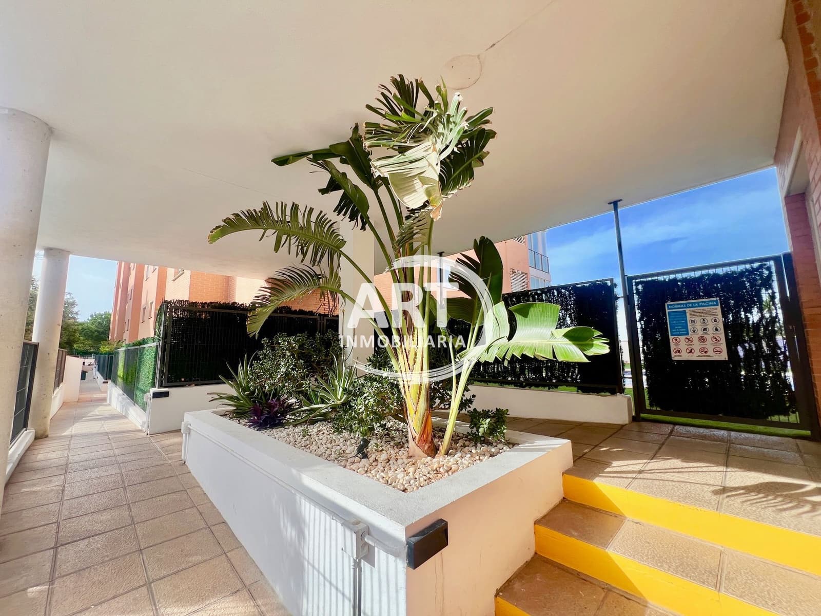 3 bedroom Flat for sale in Paterna with pool garage - € 335,000 (Ref: 9921653)