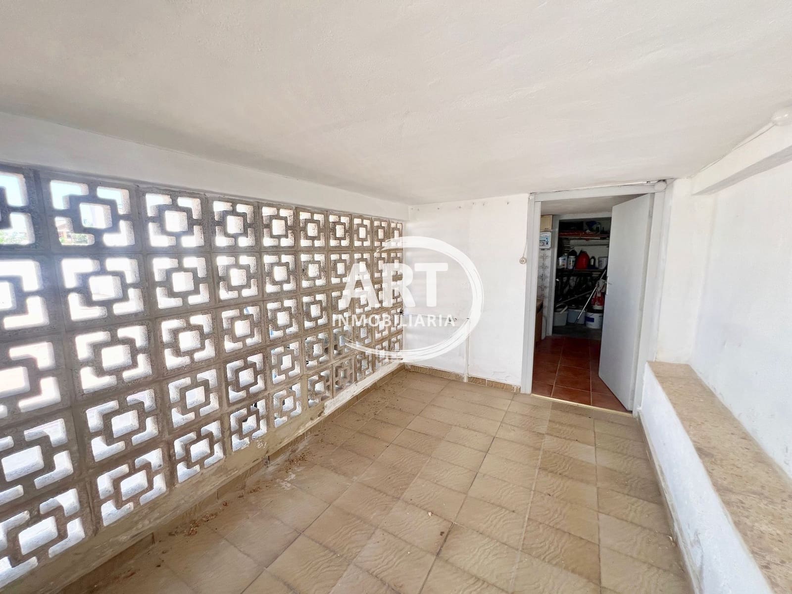3 soverom Villa til salgs i L'Eliana med svømmebasseng garasje - € 439 000 (Ref: 9926737)
