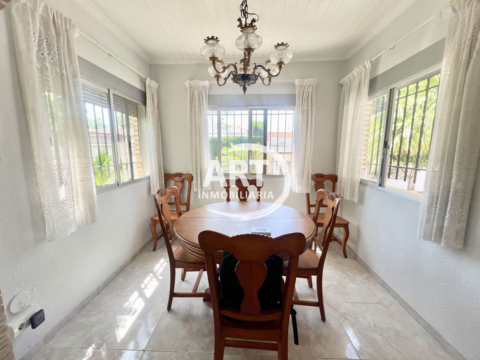 3 soverom Villa til salgs i L'Eliana med svømmebasseng garasje - € 439 000 (Ref: 9926737)