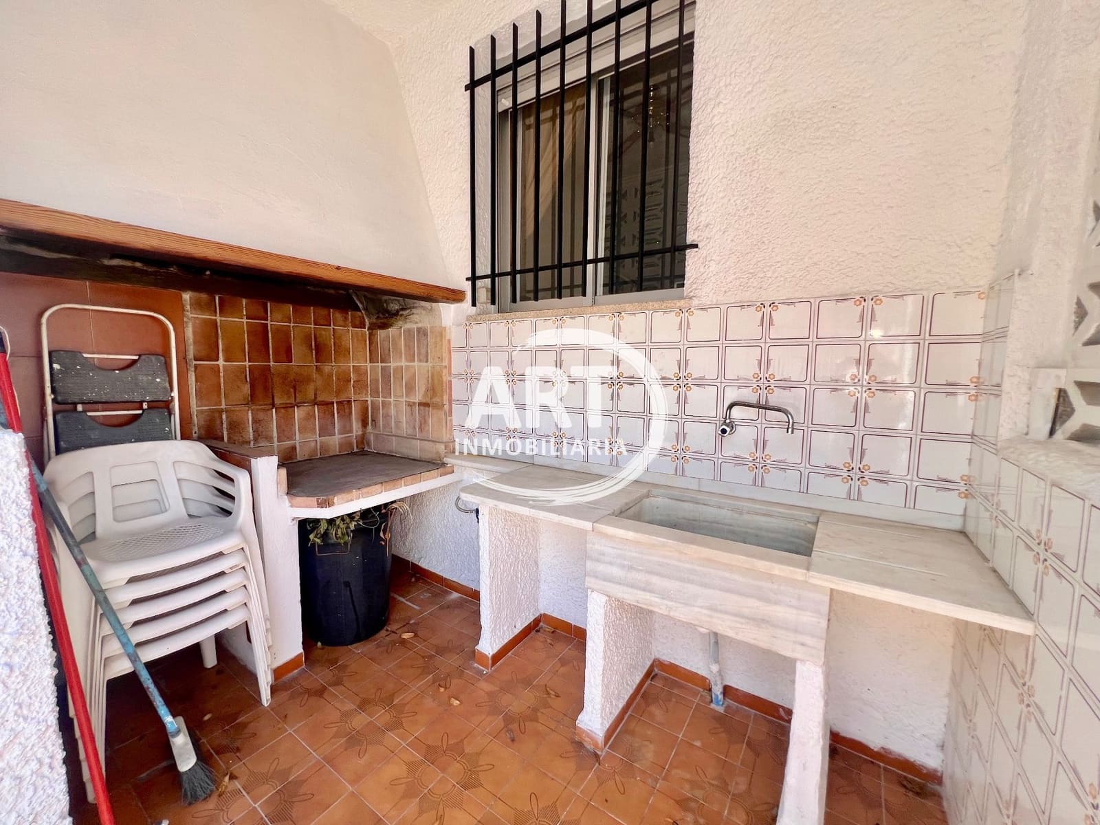 3 soverom Villa til salgs i L'Eliana med svømmebasseng garasje - € 439 000 (Ref: 9926737)