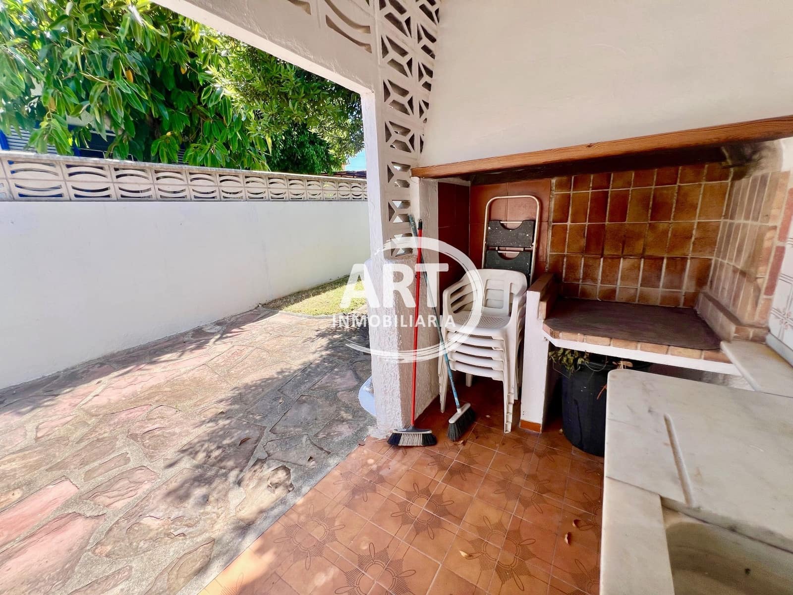 3 soverom Villa til salgs i L'Eliana med svømmebasseng garasje - € 439 000 (Ref: 9926737)