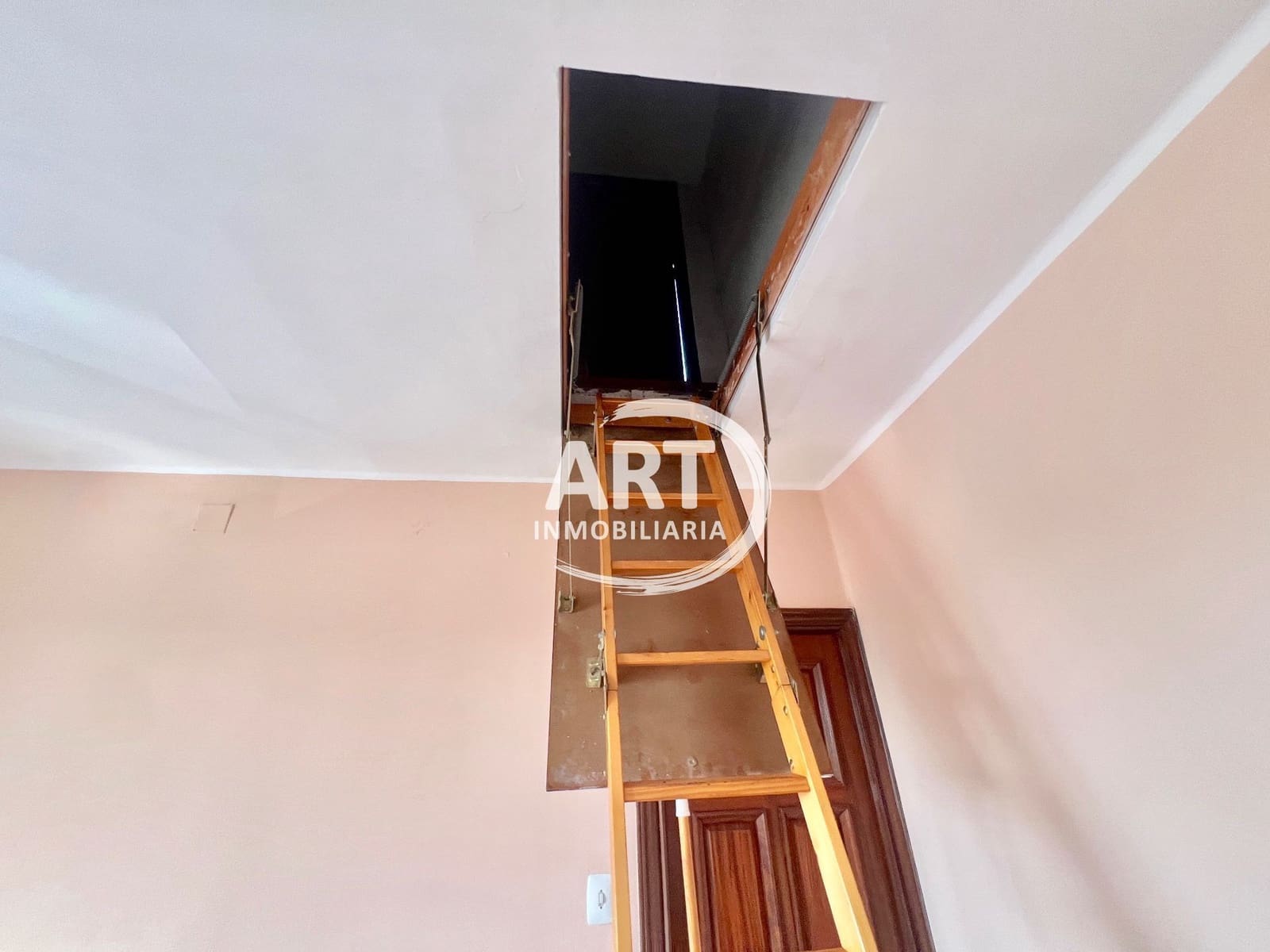 5 bedroom Villa for sale in L'Eliana with pool garage - € 650,000 (Ref: 9928704)