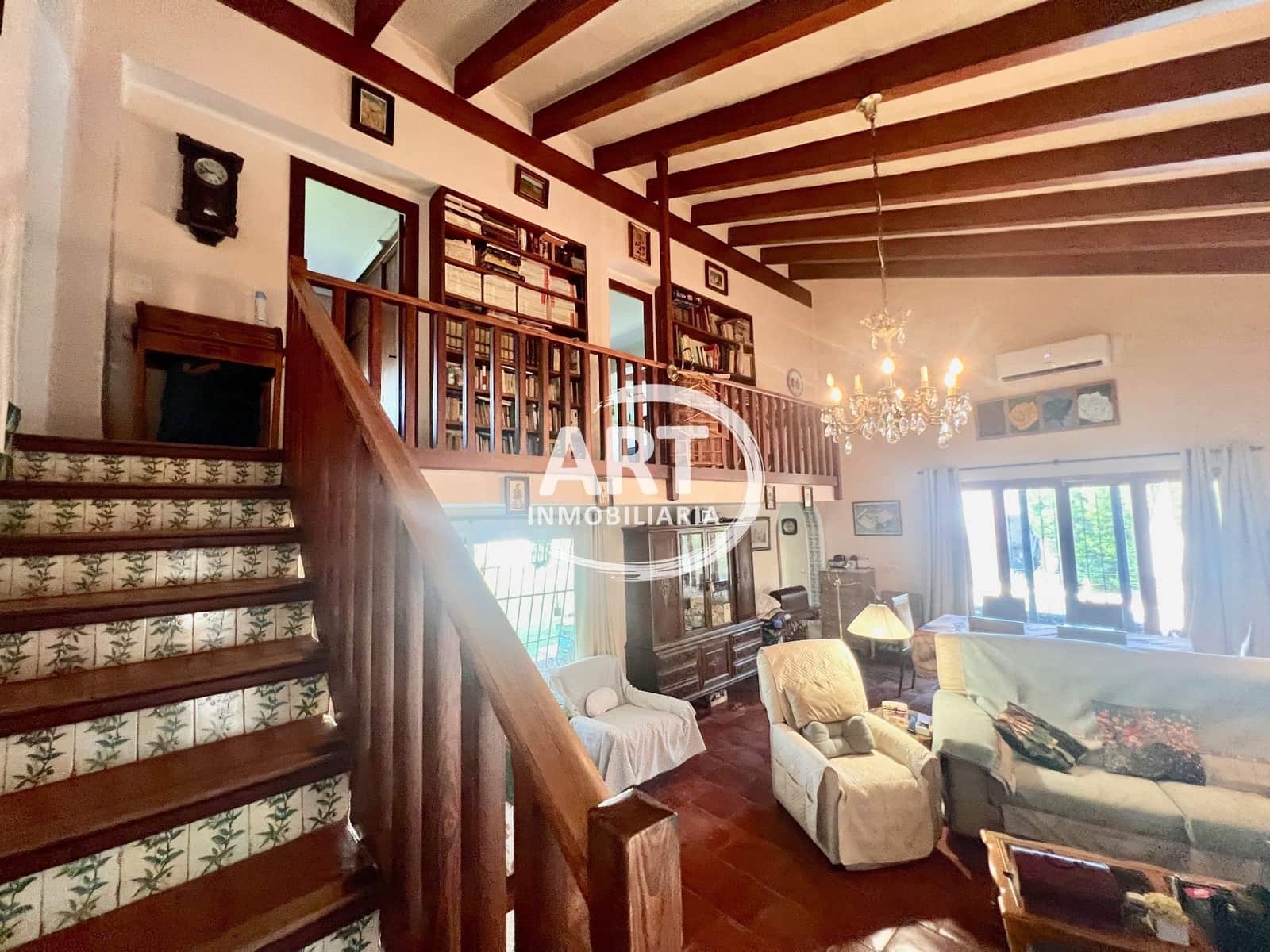 5 bedroom Villa for sale in L'Eliana with pool garage - € 650,000 (Ref: 9928704)