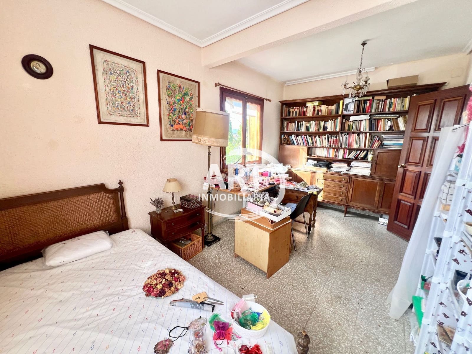 5 bedroom Villa for sale in L'Eliana with pool garage - € 650,000 (Ref: 9928704)