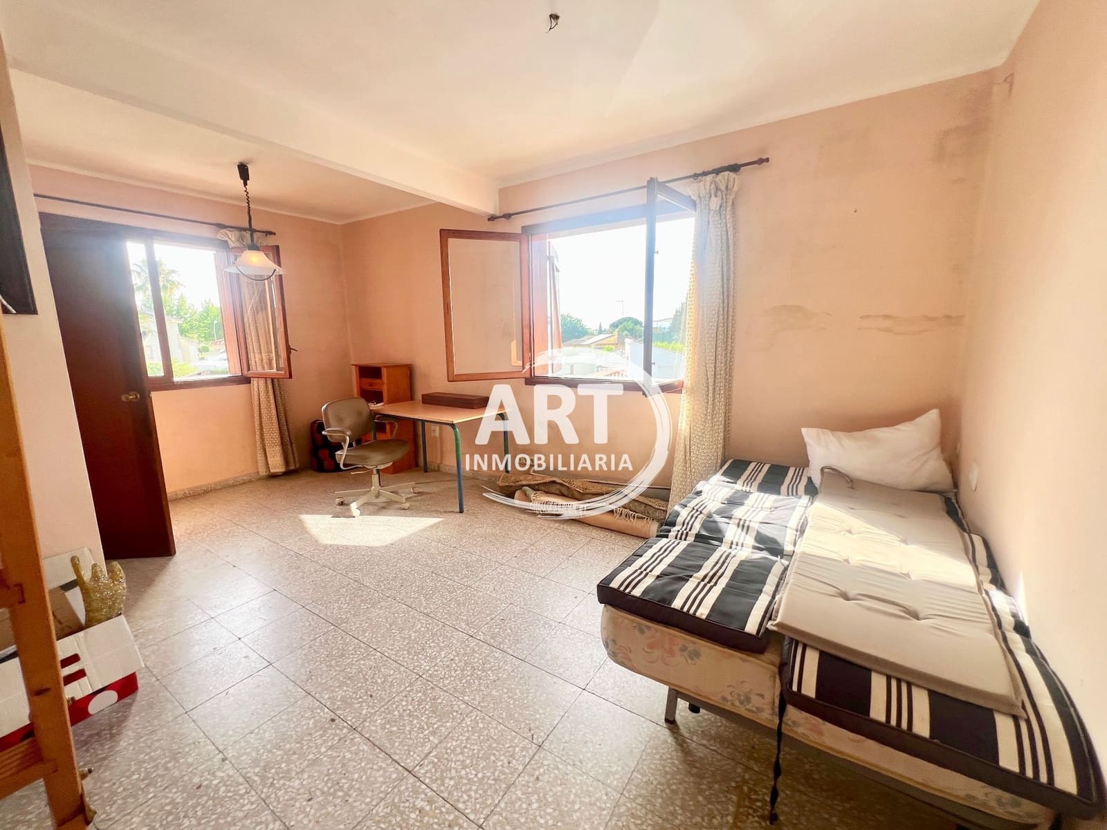5 bedroom Villa for sale in L'Eliana with pool garage - € 650,000 (Ref: 9928704)