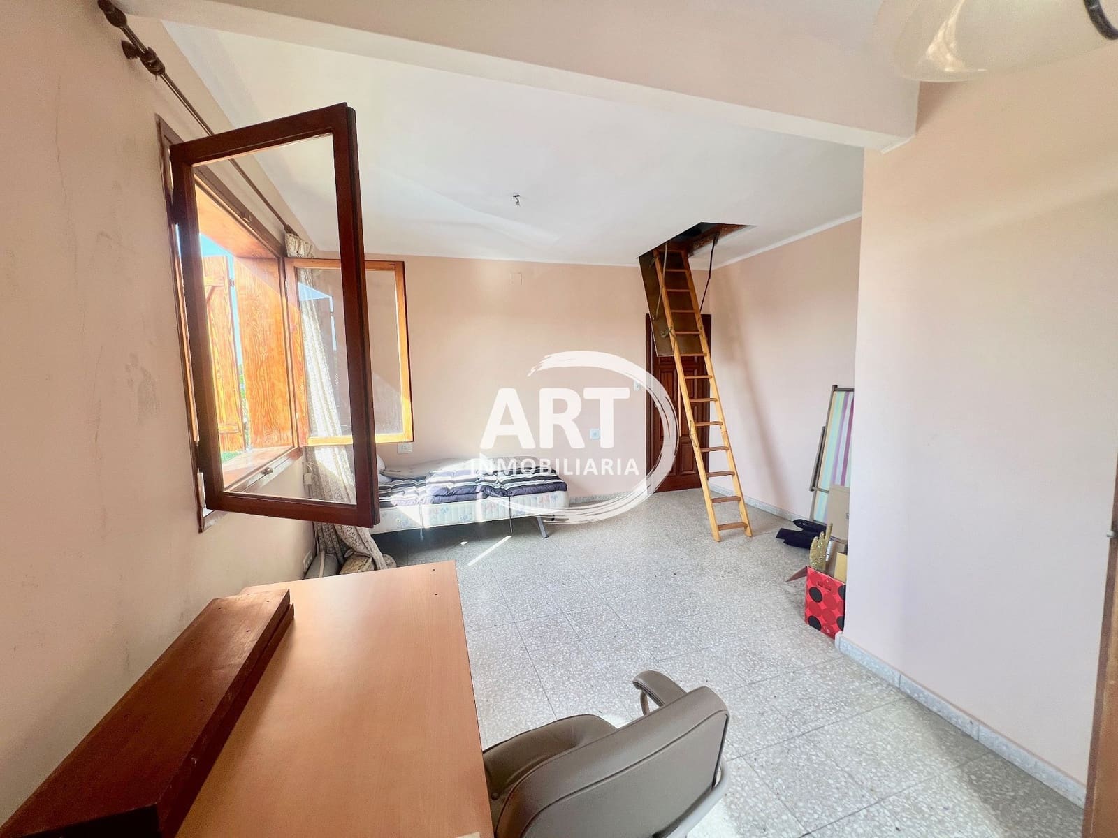 5 bedroom Villa for sale in L'Eliana with pool garage - € 650,000 (Ref: 9928704)