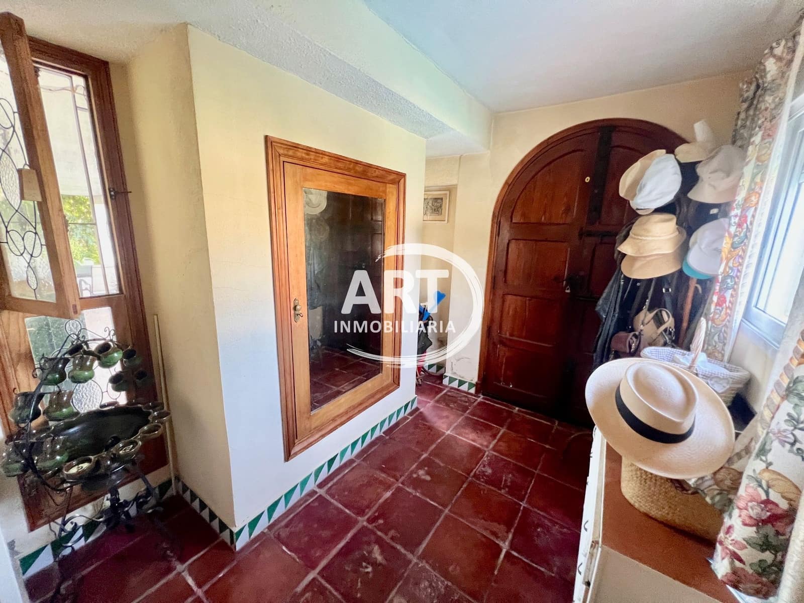 5 bedroom Villa for sale in L'Eliana with pool garage - € 650,000 (Ref: 9928704)