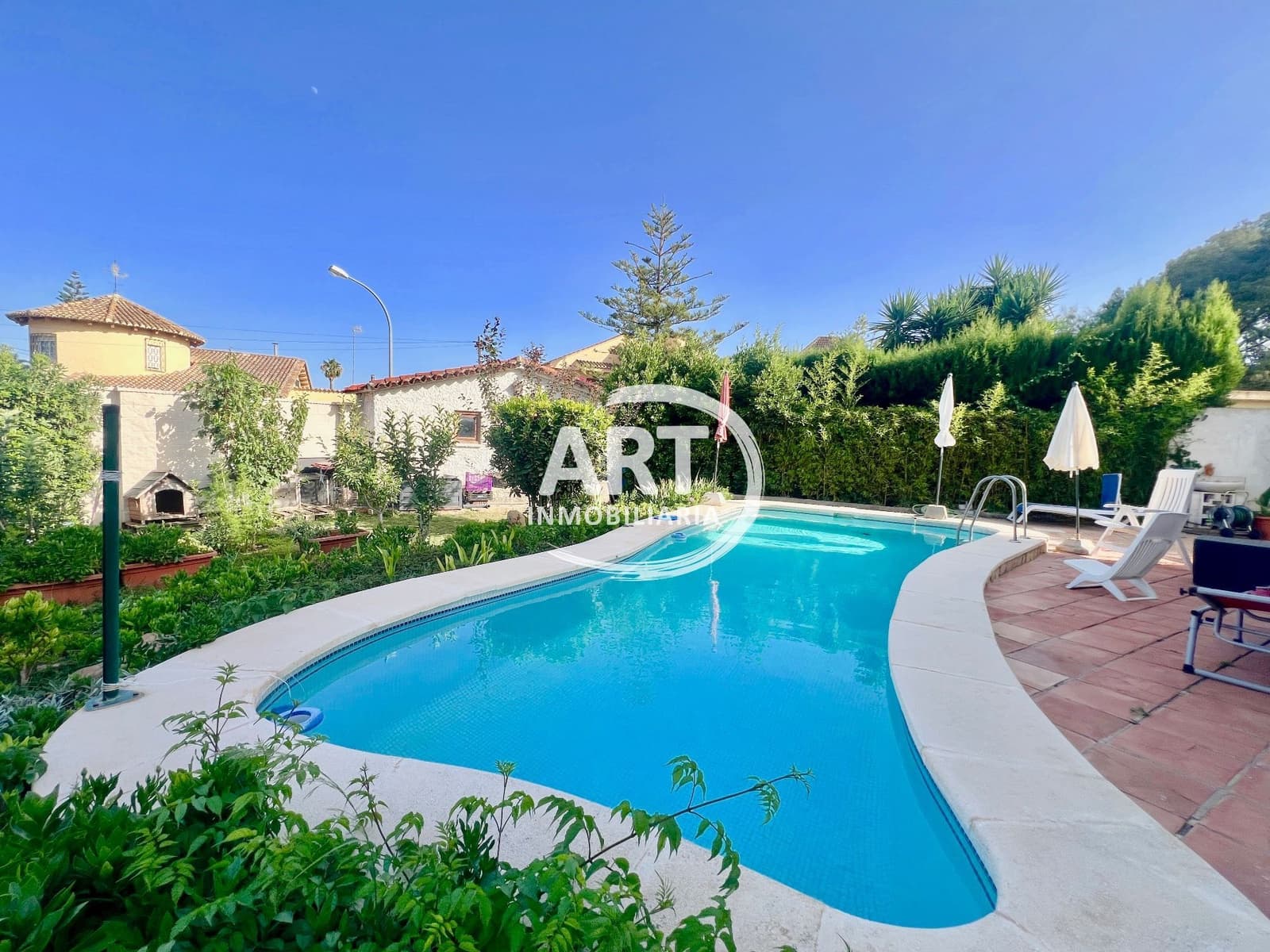 5 bedroom Villa for sale in L'Eliana with pool garage - € 650,000 (Ref: 9928704)