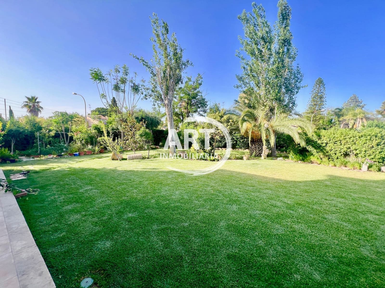 5 bedroom Villa for sale in L'Eliana with pool garage - € 650,000 (Ref: 9928704)