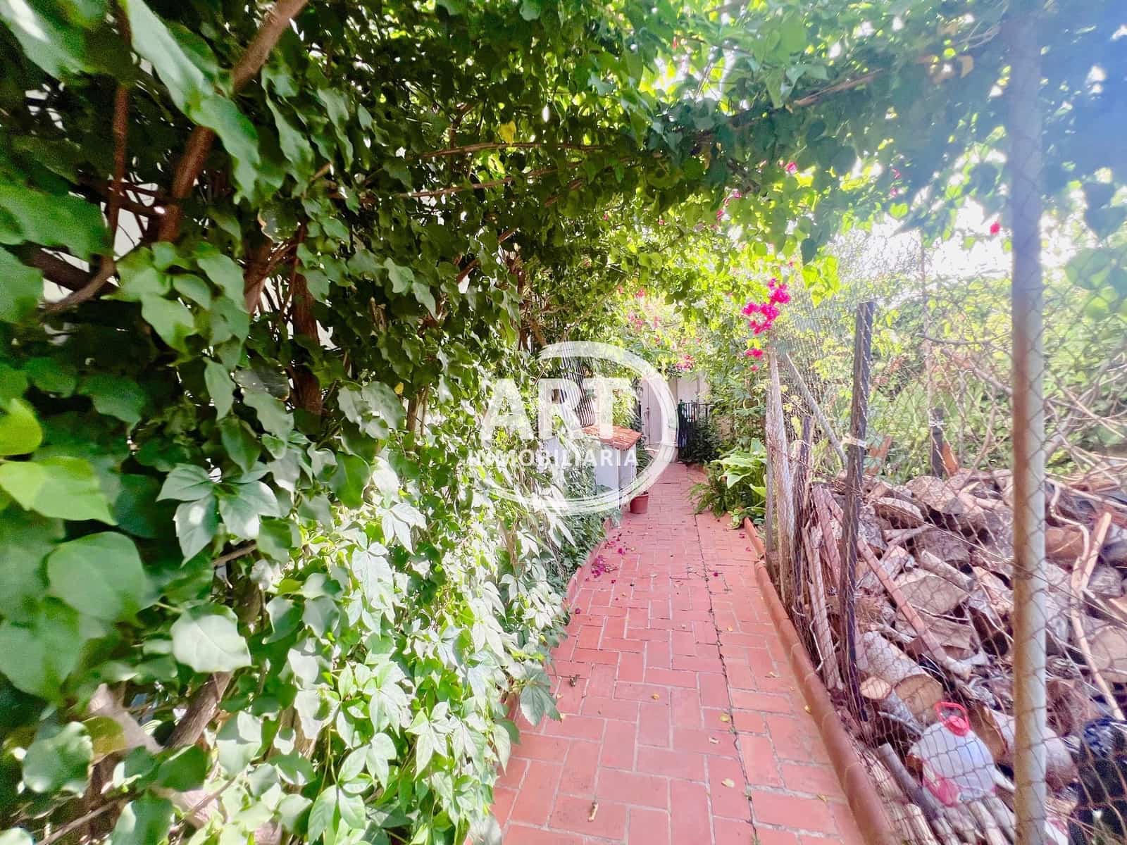 5 bedroom Villa for sale in L'Eliana with pool garage - € 650,000 (Ref: 9928704)