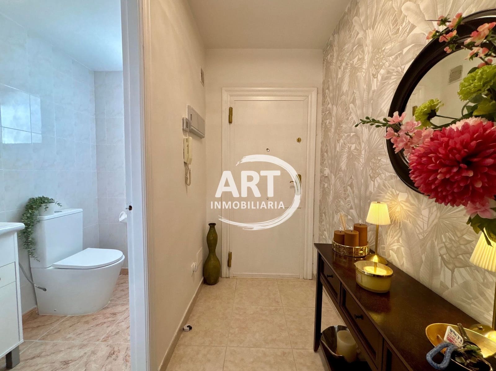4 bedroom Semi-detached Villa for rent in L'Eliana with pool garage - € 2,500 (Ref: 9928705)