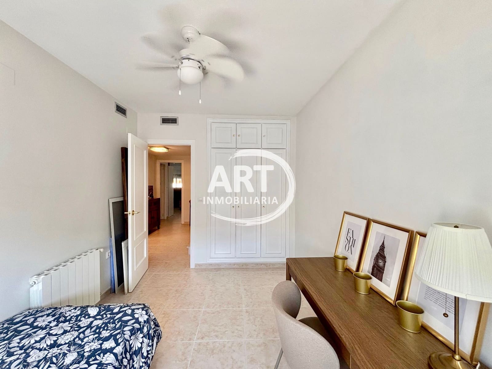 4 bedroom Semi-detached Villa for rent in L'Eliana with pool garage - € 2,500 (Ref: 9928705)
