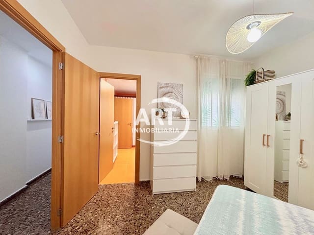 1 quarto Apartamento para arrendar em Vilamarxant / Villamarchante com garagem - 950 € (Ref: 9932795)
