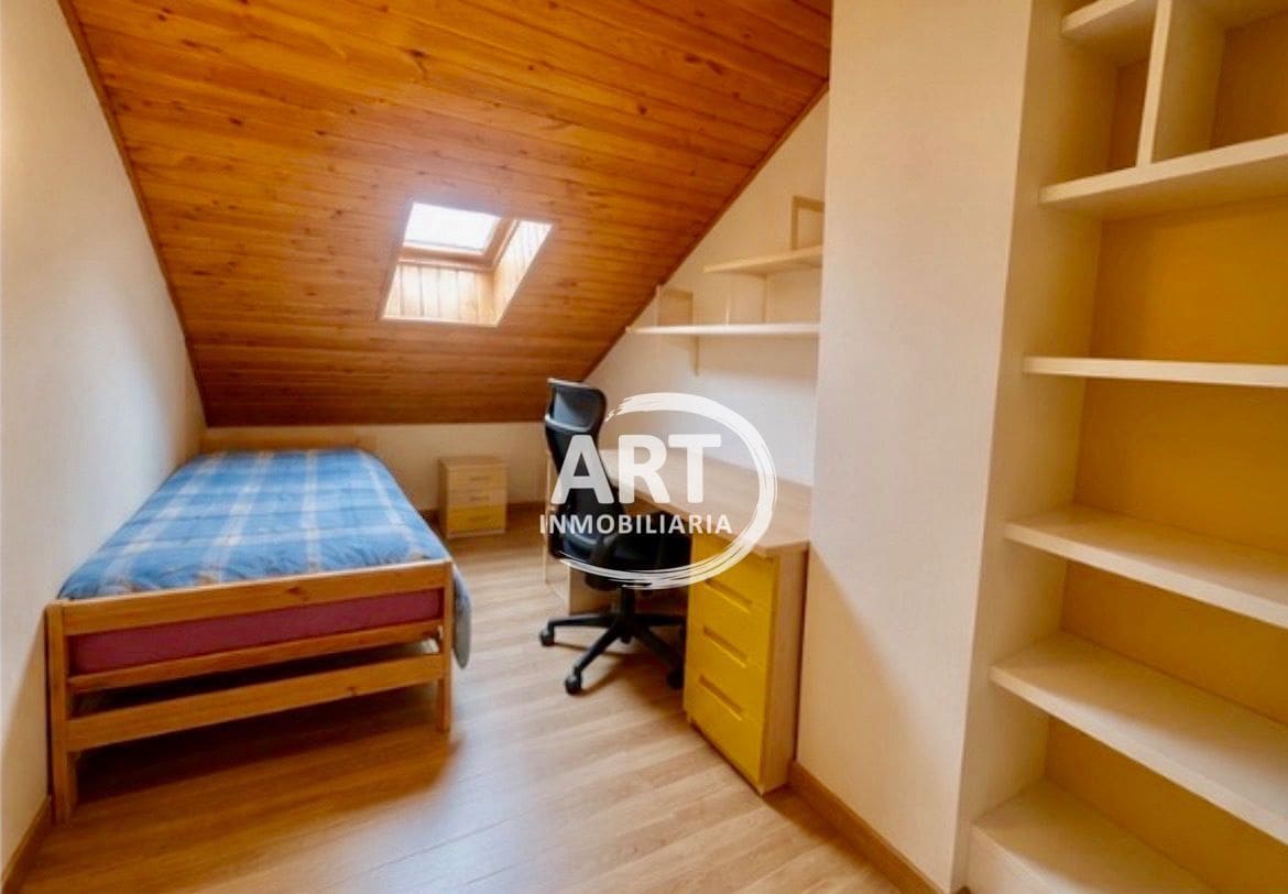 3 quarto Casa em Banda para venda em L'Eliana com piscina garagem - 339 000 € (Ref: 9939317)