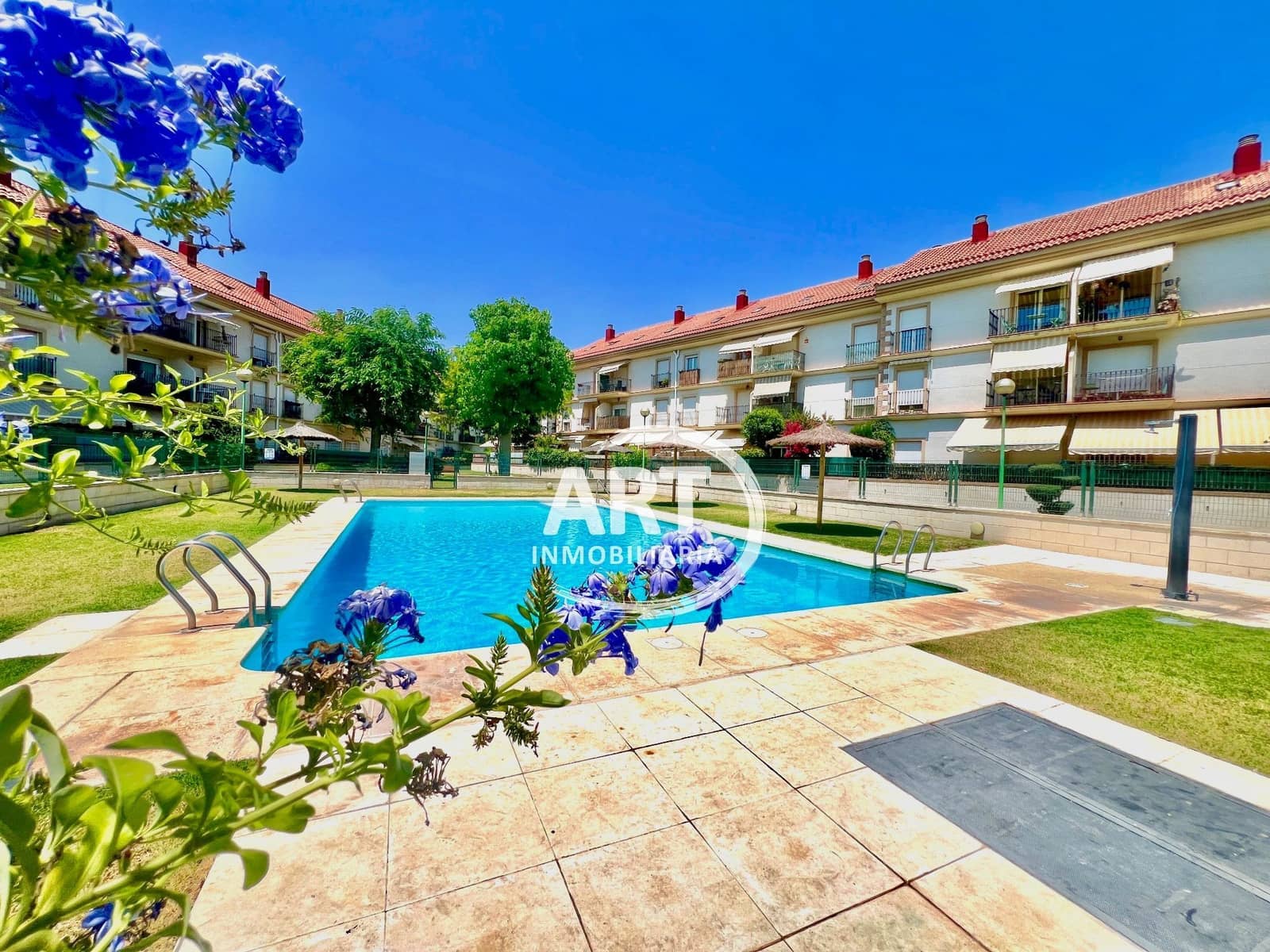 3 quarto Casa em Banda para venda em L'Eliana com piscina garagem - 339 000 € (Ref: 9939317)
