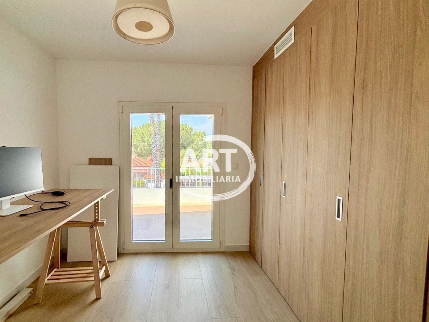 4 soveværelse Villa til leje i L'Eliana med swimmingpool garage - € 3.200 (Ref: 9941701)