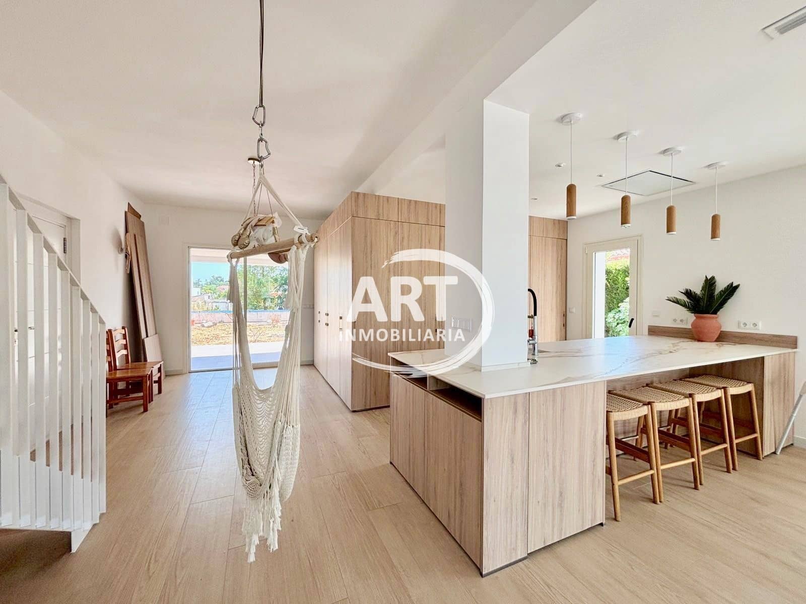 4 soveværelse Villa til leje i L'Eliana med swimmingpool garage - € 3.200 (Ref: 9941701)