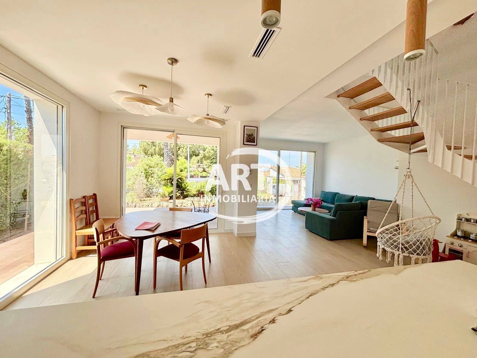4 soveværelse Villa til leje i L'Eliana med swimmingpool garage - € 3.200 (Ref: 9941701)