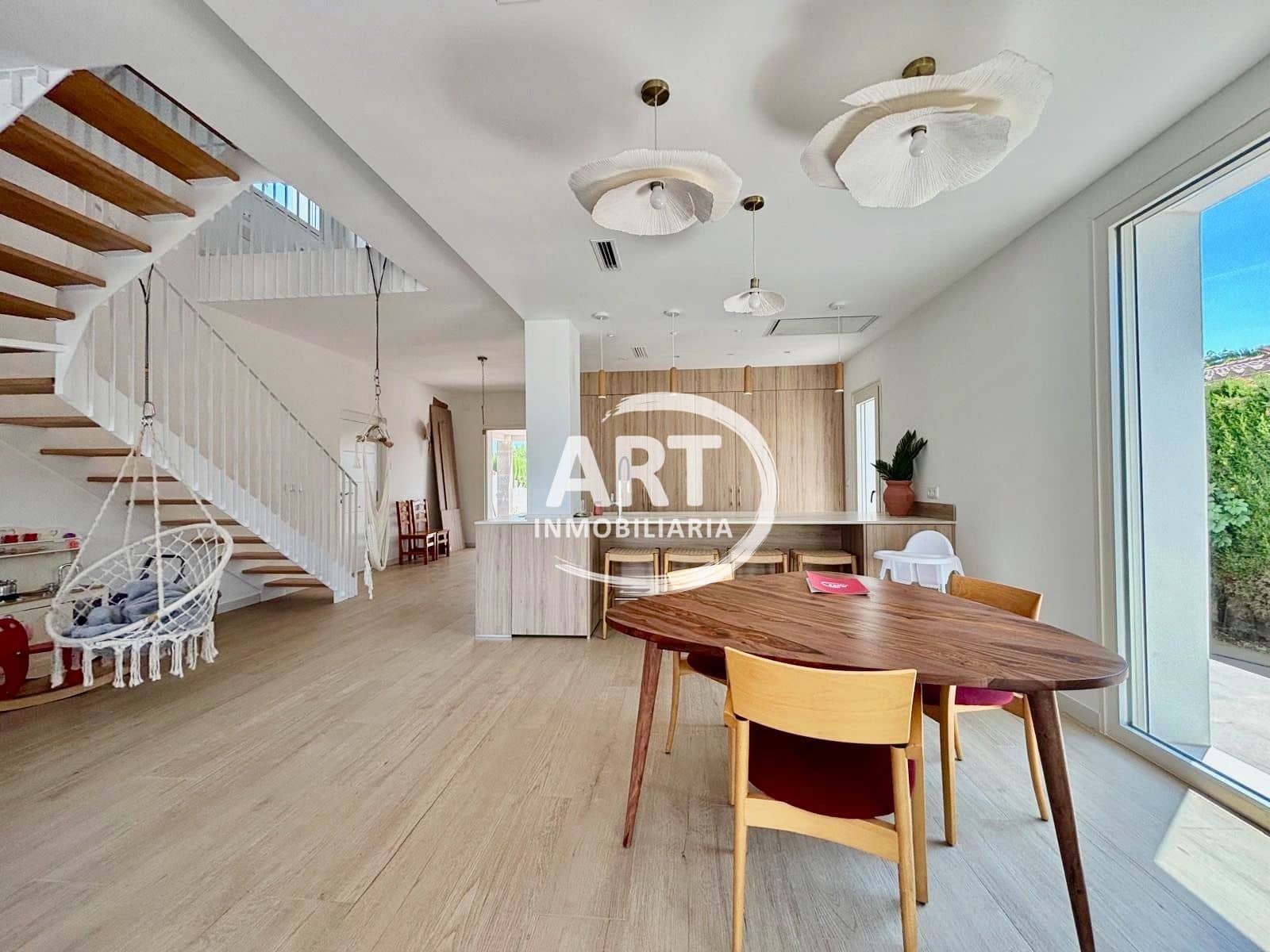 4 soveværelse Villa til leje i L'Eliana med swimmingpool garage - € 3.200 (Ref: 9941701)