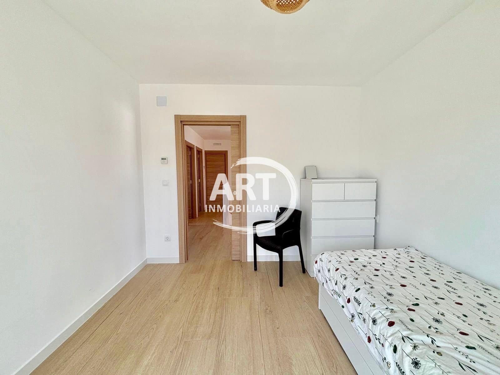 4 soveværelse Villa til leje i L'Eliana med swimmingpool garage - € 3.200 (Ref: 9941701)