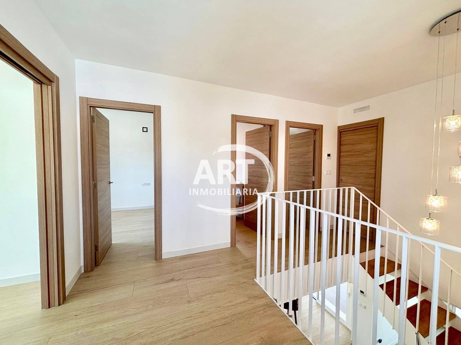 4 soveværelse Villa til leje i L'Eliana med swimmingpool garage - € 3.200 (Ref: 9941701)