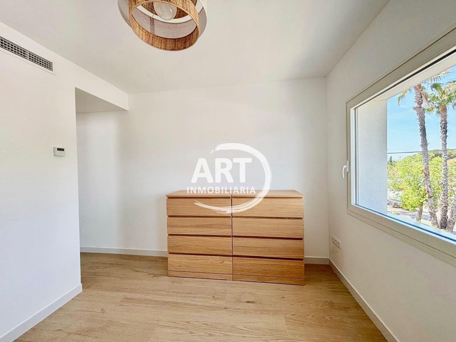 4 soveværelse Villa til leje i L'Eliana med swimmingpool garage - € 3.200 (Ref: 9941701)