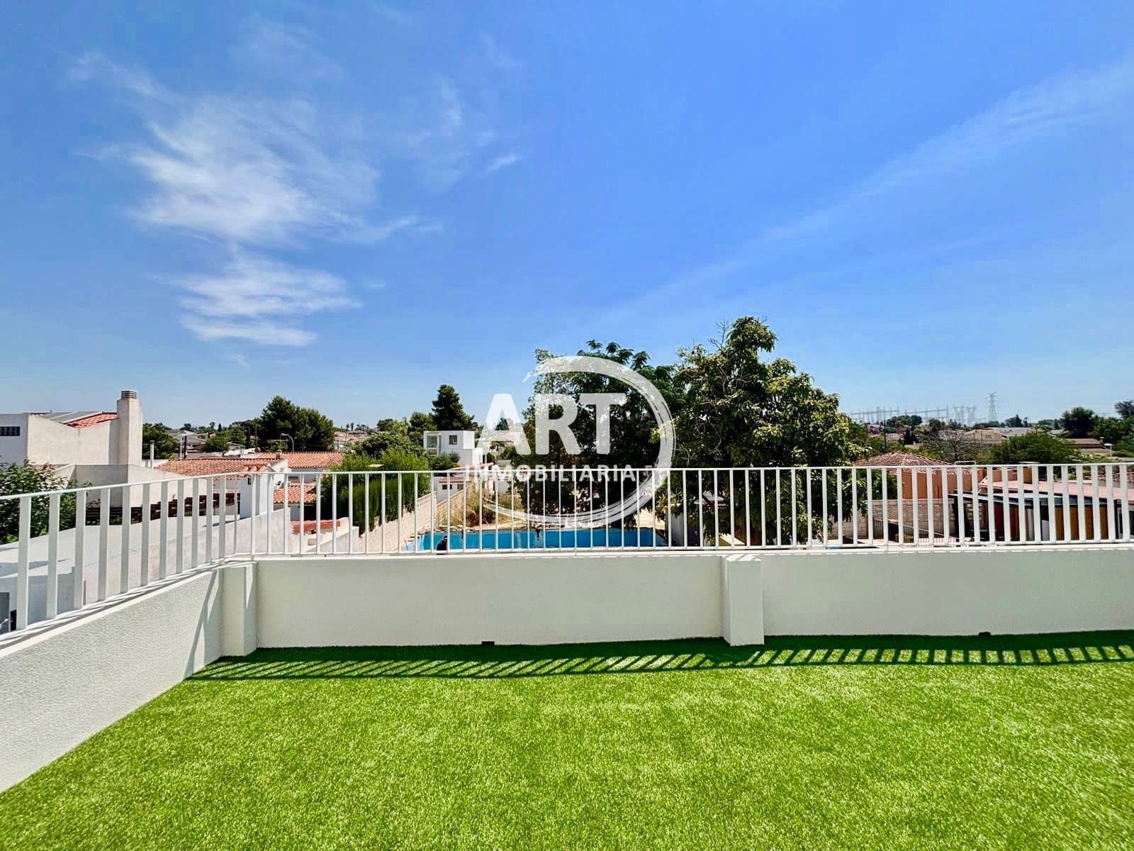 4 soveværelse Villa til leje i L'Eliana med swimmingpool garage - € 3.200 (Ref: 9941701)