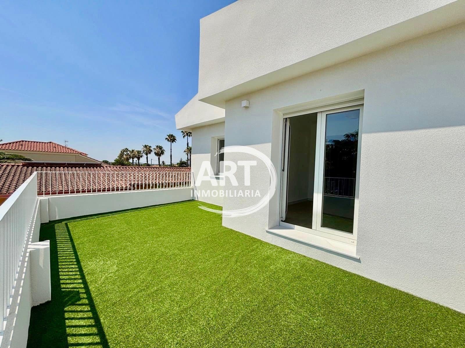 4 soveværelse Villa til leje i L'Eliana med swimmingpool garage - € 3.200 (Ref: 9941701)