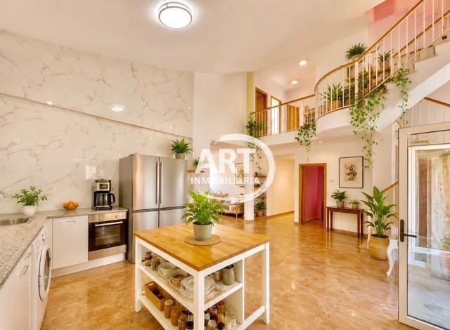 4 soverom Villa til salgs i L'Eliana med svømmebasseng garasje - € 695 000 (Ref: 9946951)
