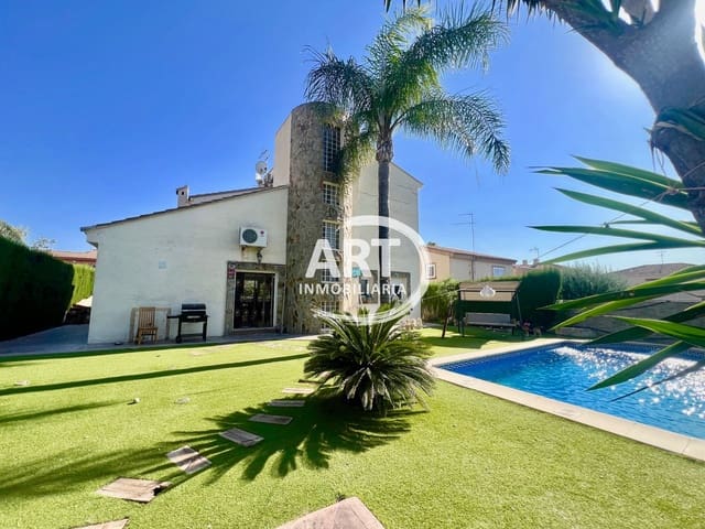 4 soverom Villa til salgs i L'Eliana med svømmebasseng garasje - € 695 000 (Ref: 9946951)
